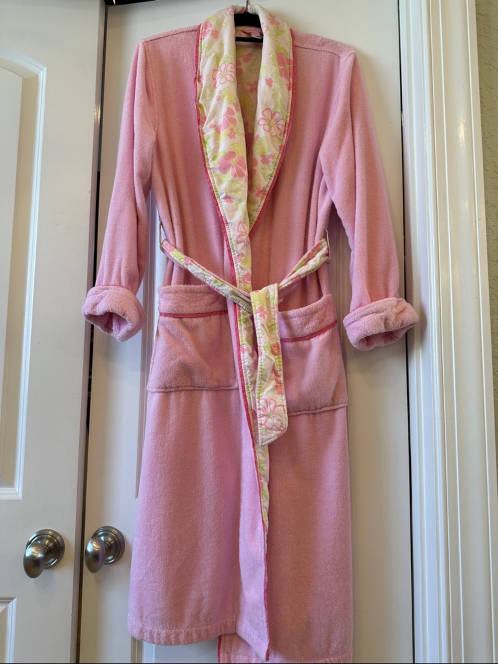 Lilly Pulitzer Pink Floral Terry Robe